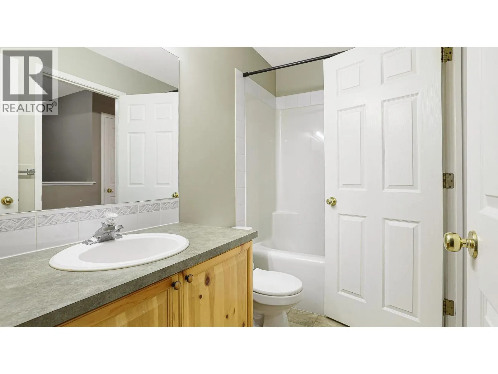 4835 RADIUM Boulevard Unit# 110