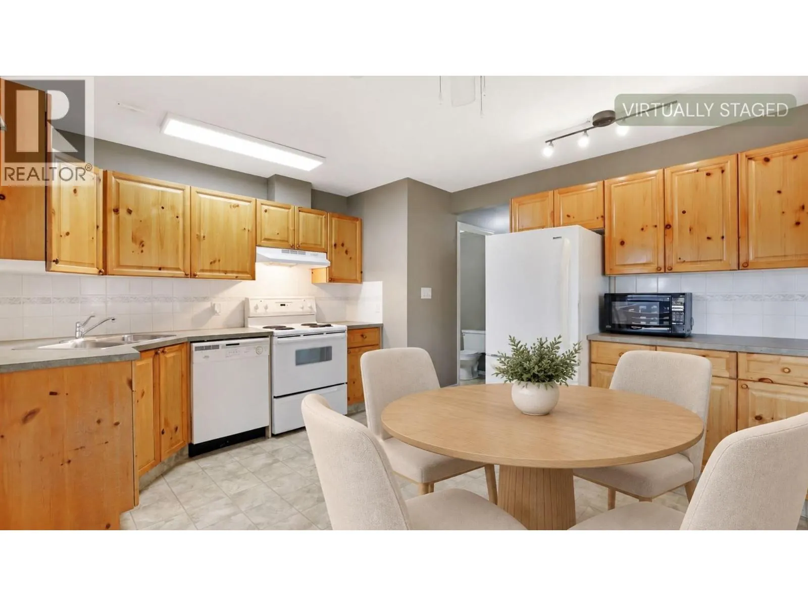 4835 RADIUM Boulevard Unit# 110