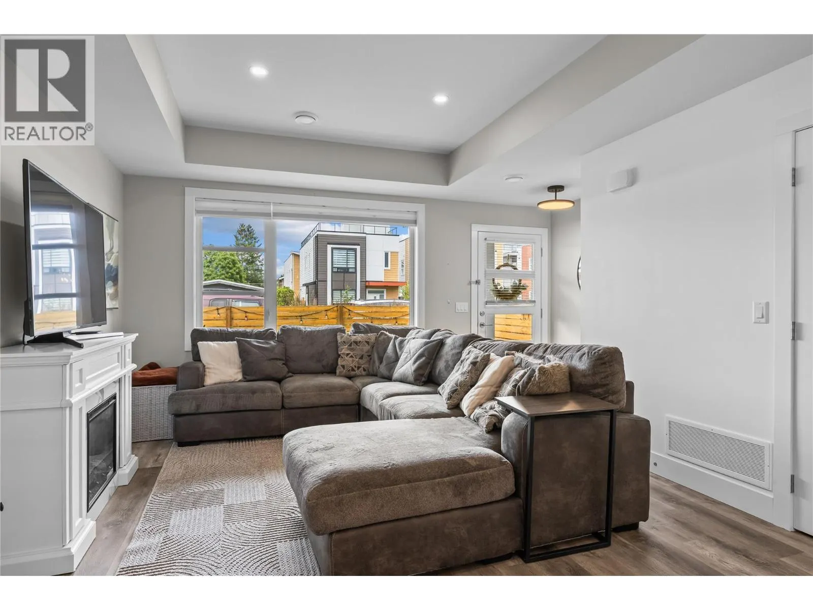 771 Raymer Avenue Unit# 2