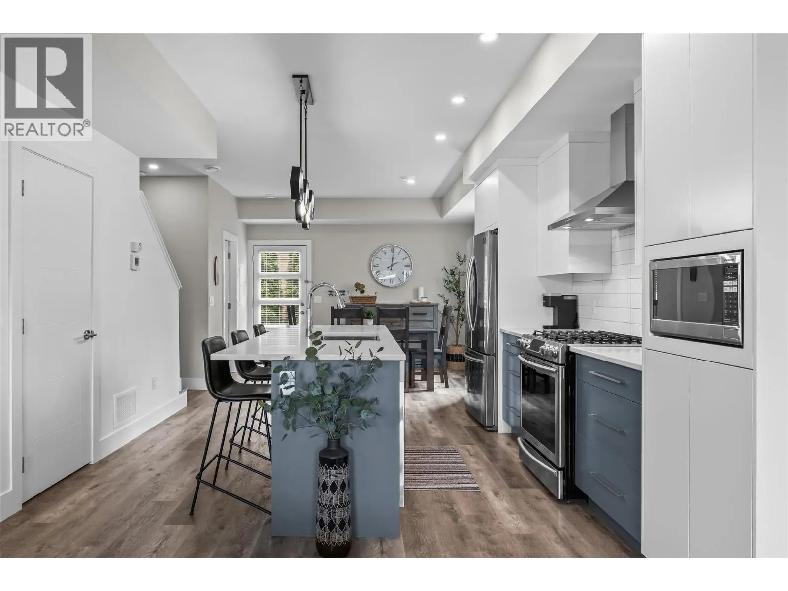 771 Raymer Avenue Unit# 2