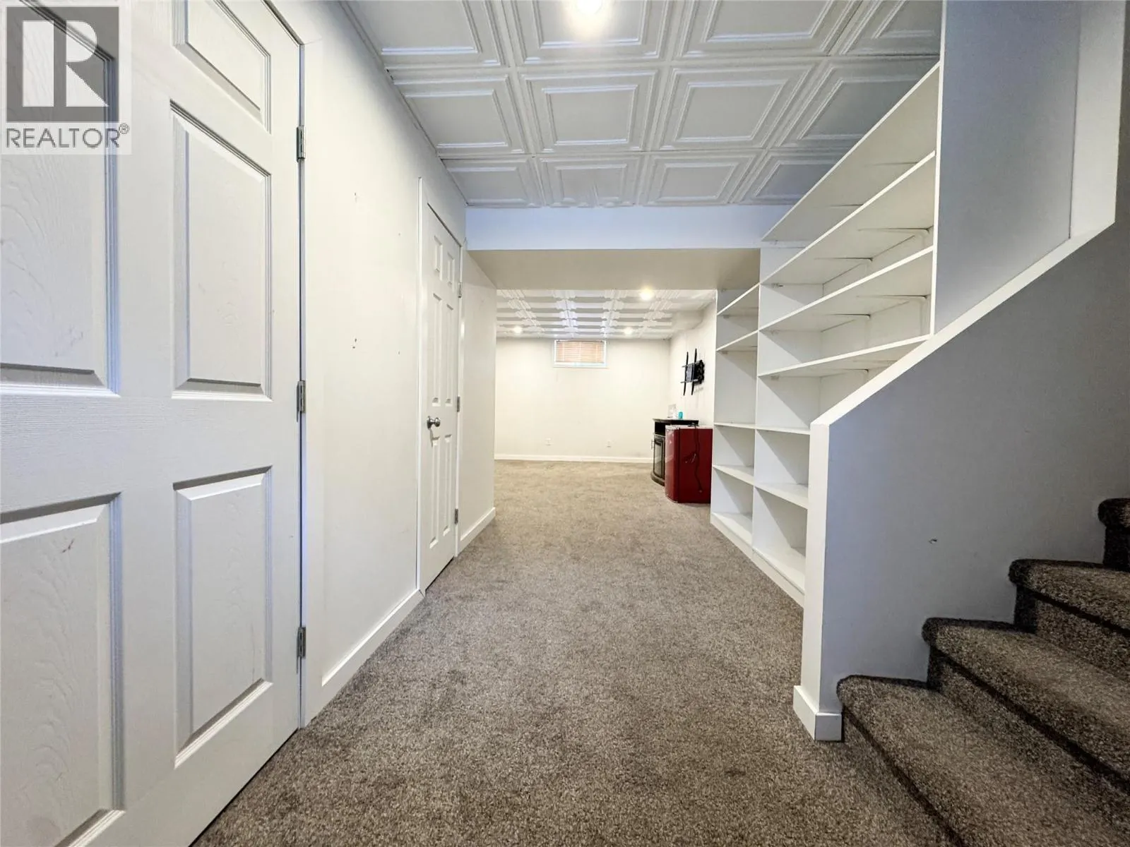 1605 Loran Drive
