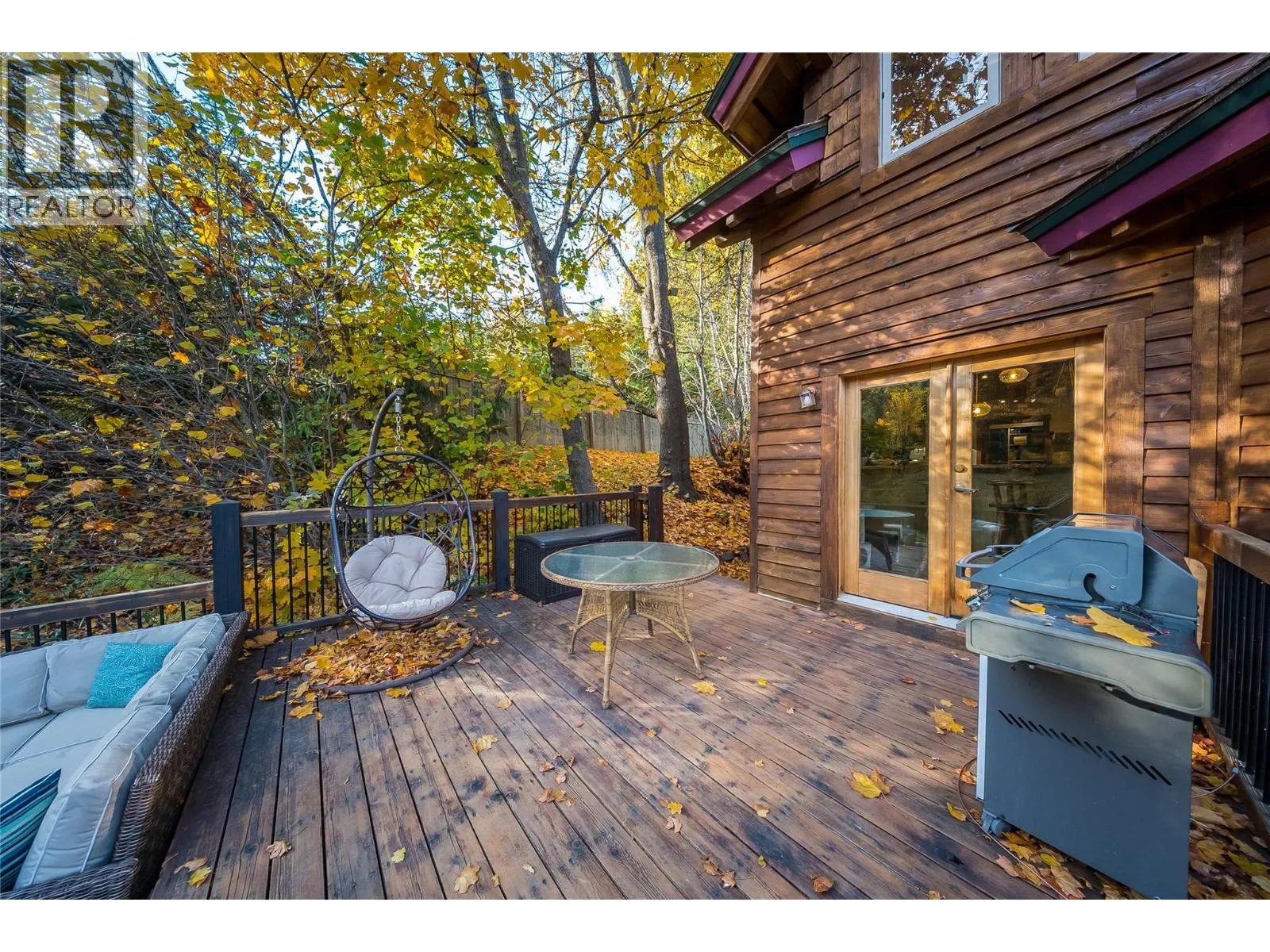1305 Dunn Crescent