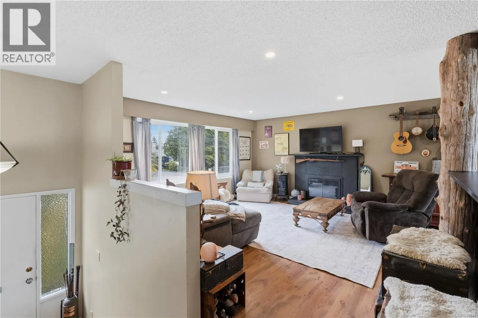 1550 Larch Rd