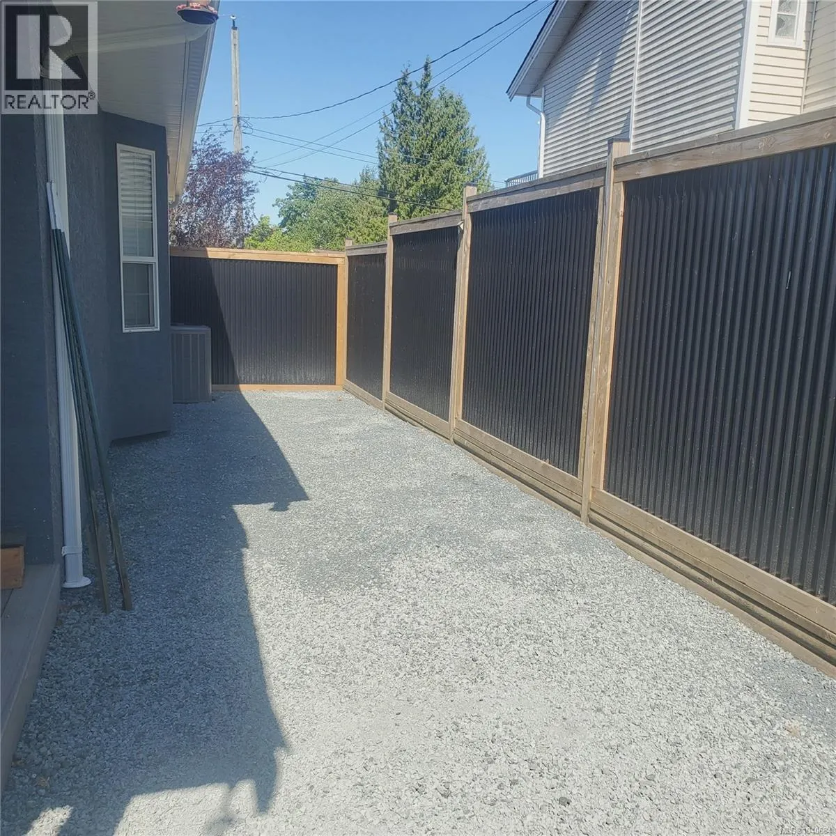 874 Aberdeen Dr