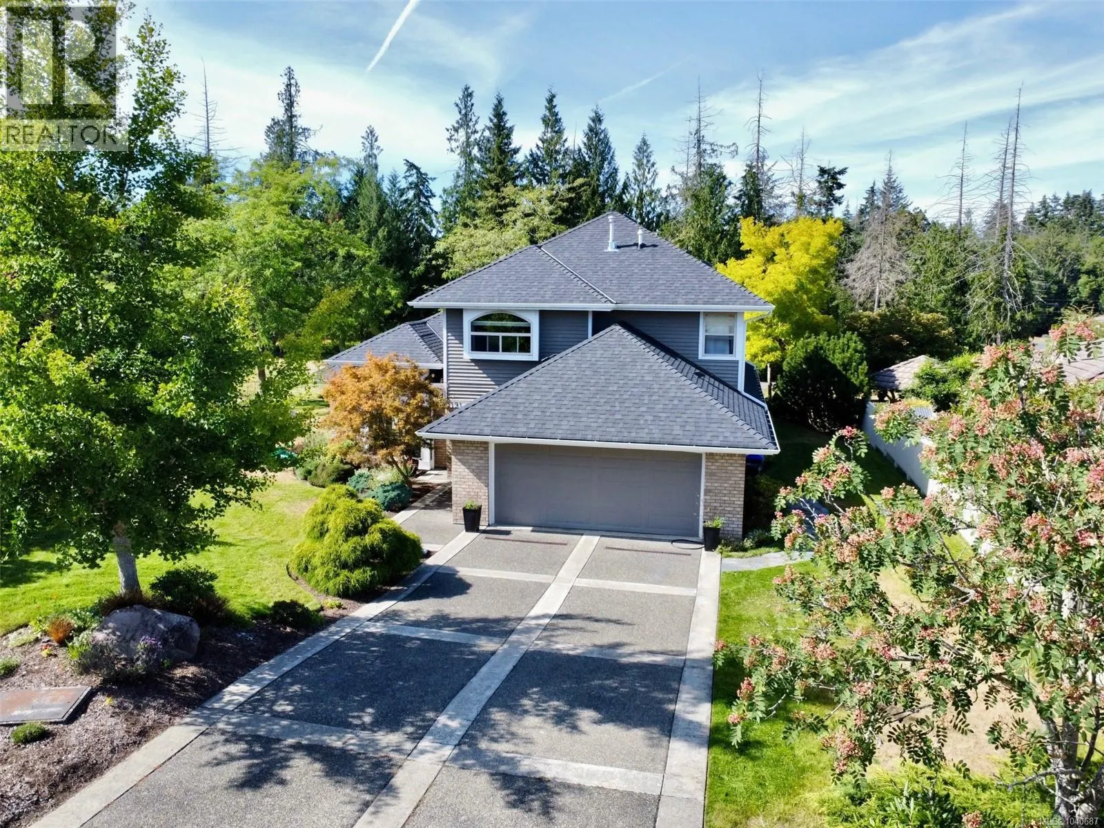1191 Rosemount Close