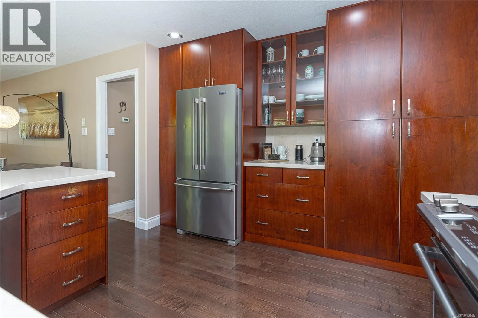 1191 Rosemount Close