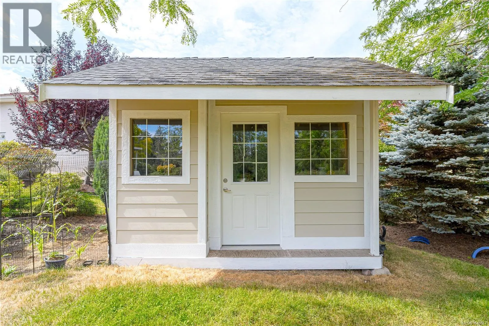 1191 Rosemount Close