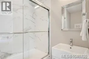 3 10480 Resthaven Dr
