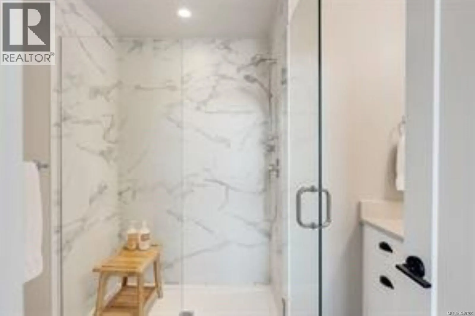 3 10480 Resthaven Dr