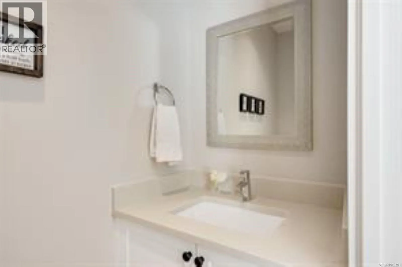 3 10480 Resthaven Dr