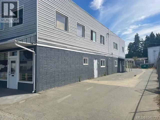 3553 3rd Ave