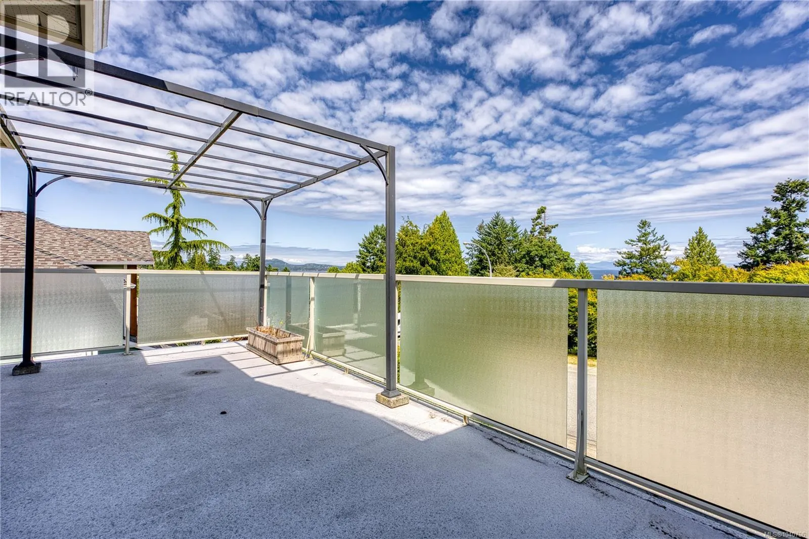 6381 Icarus Dr