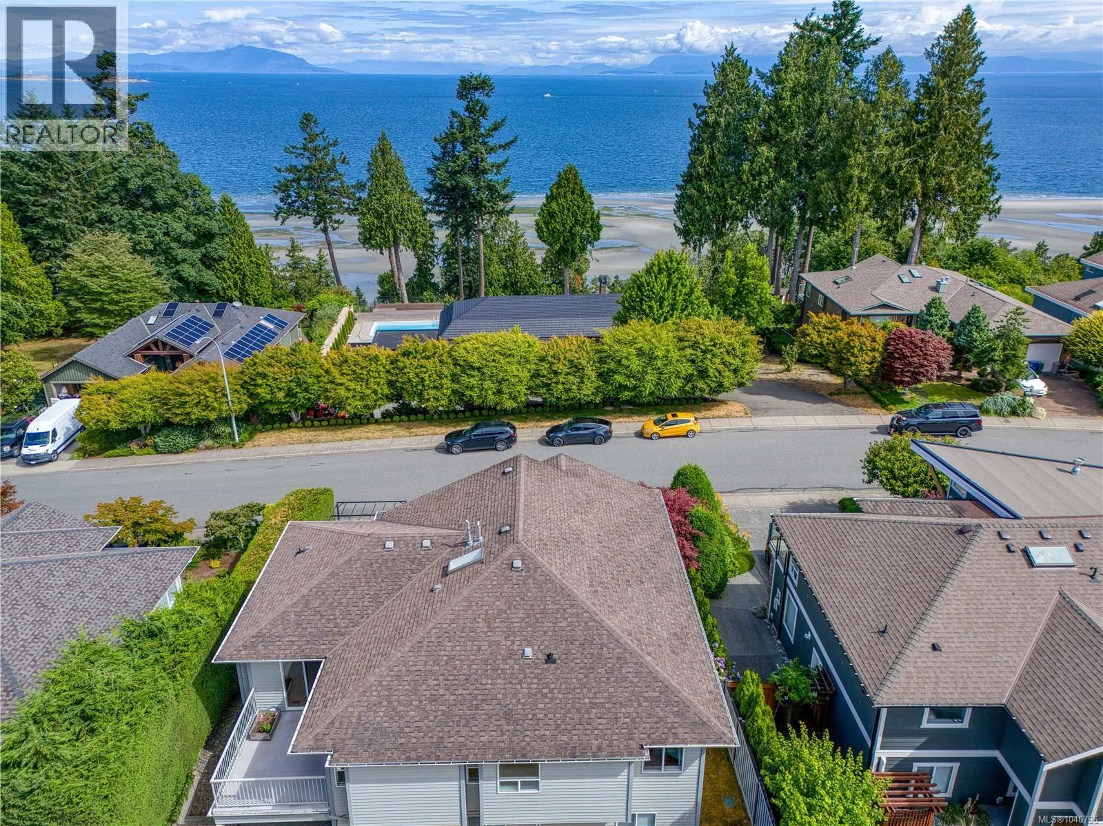 6381 Icarus Dr