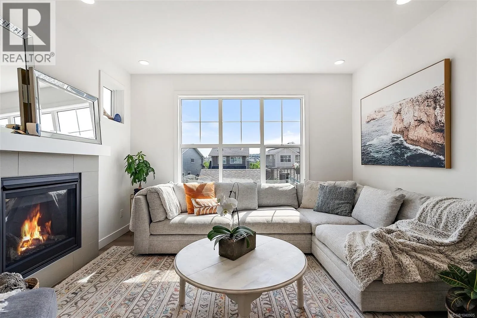 220 Caspian Dr
