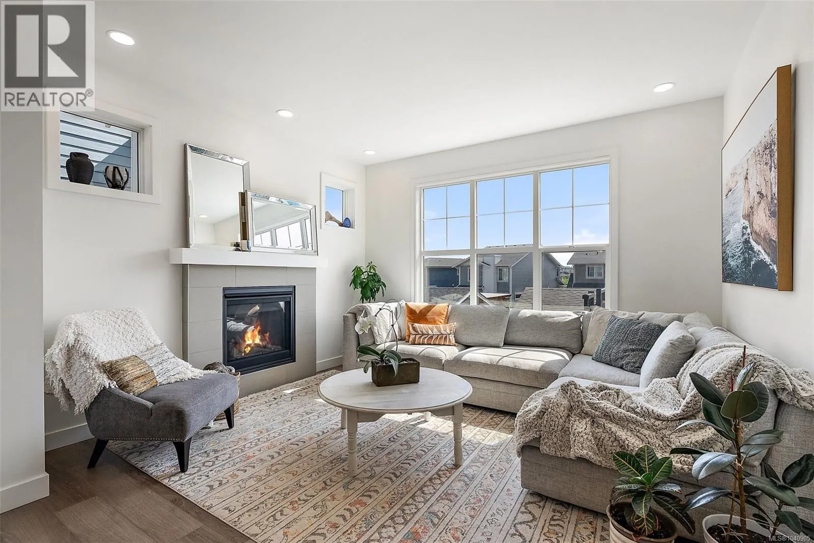 220 Caspian Dr
