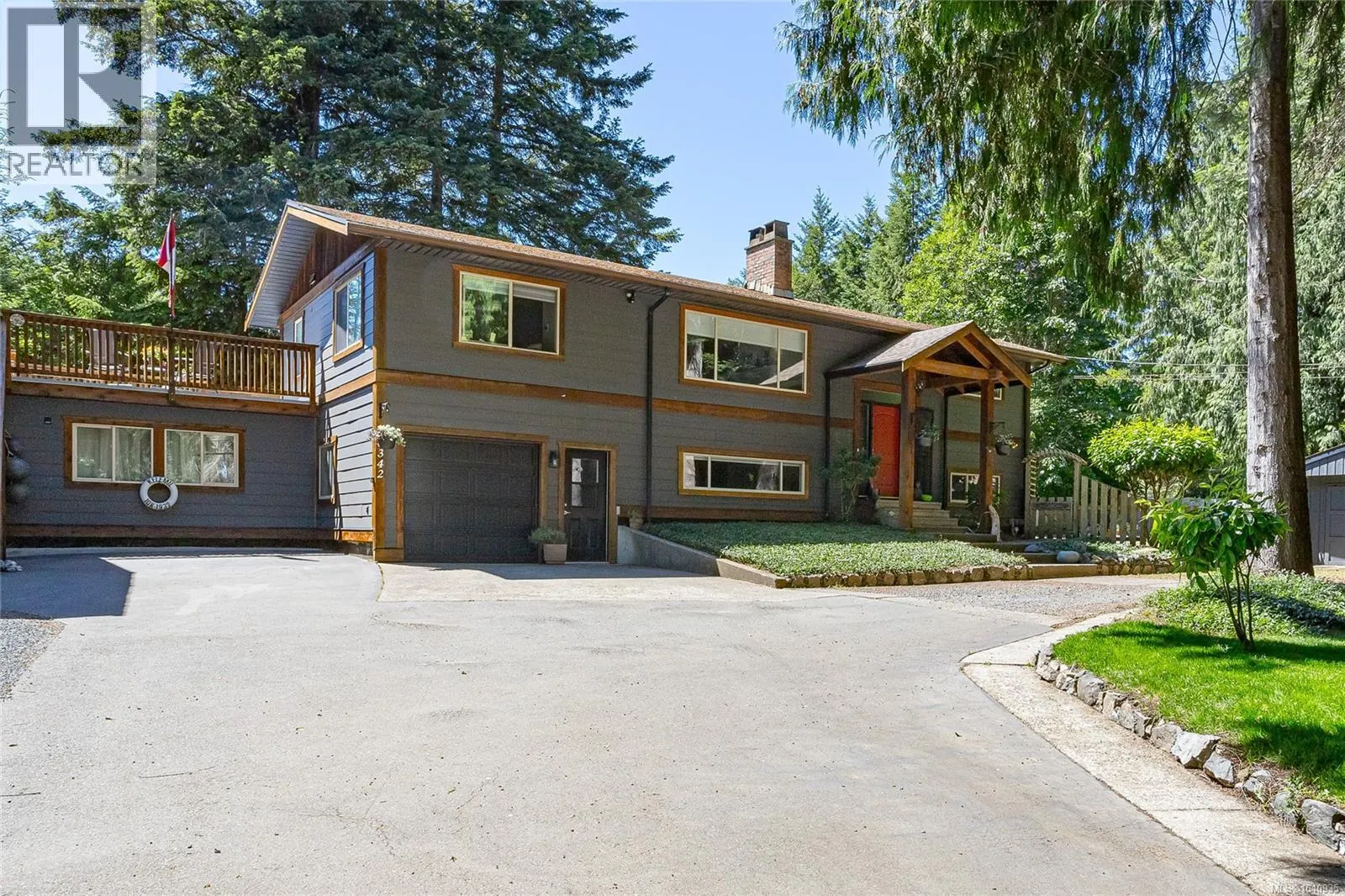 6340 Island Hwy W