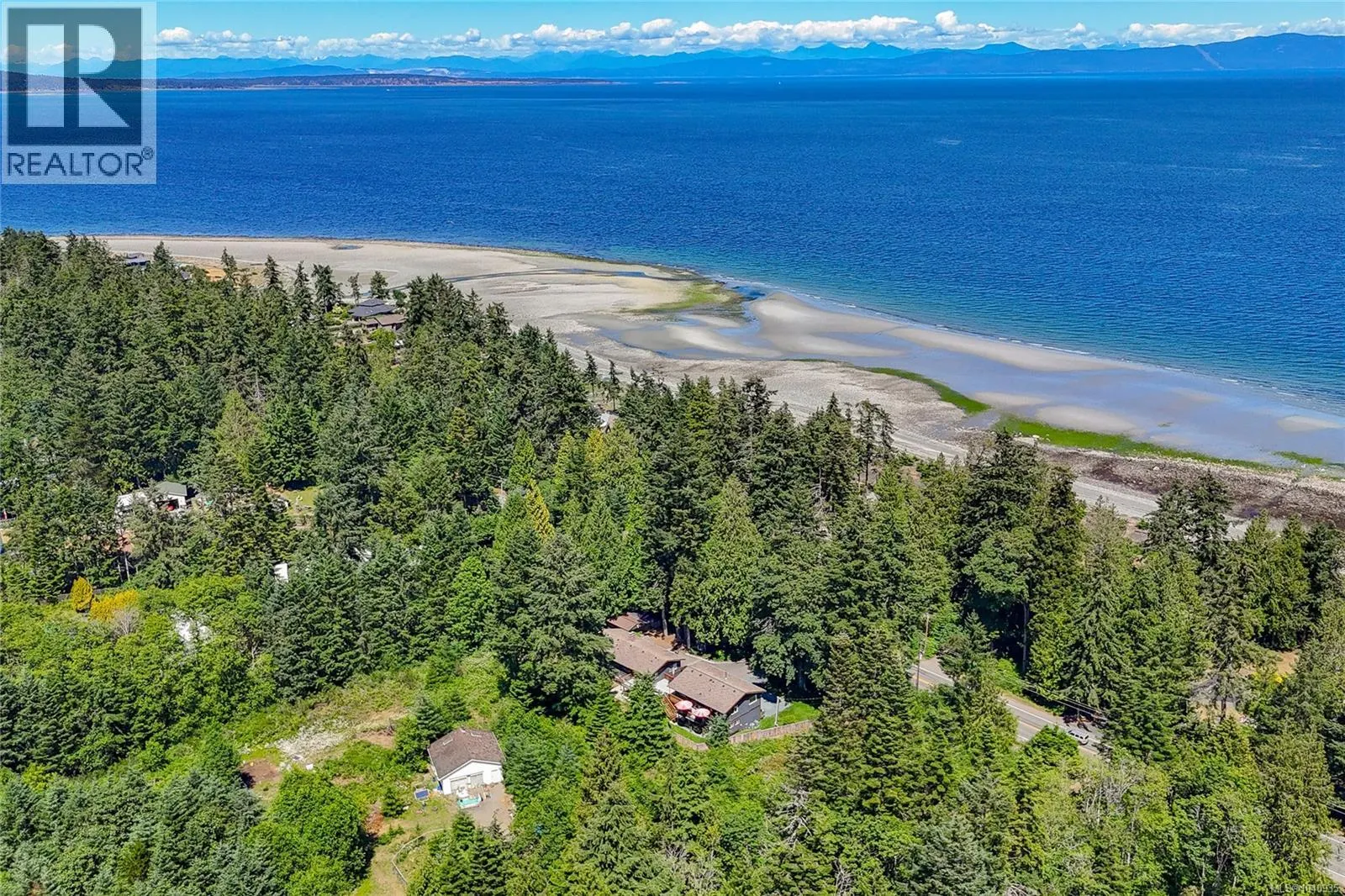 6340 Island Hwy W