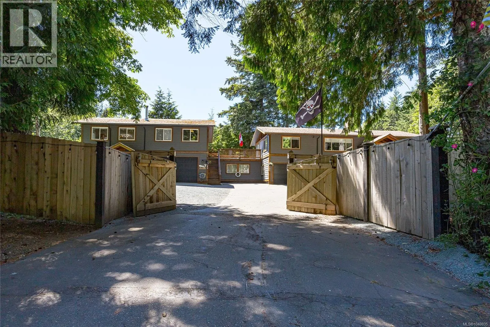 6340 Island Hwy W