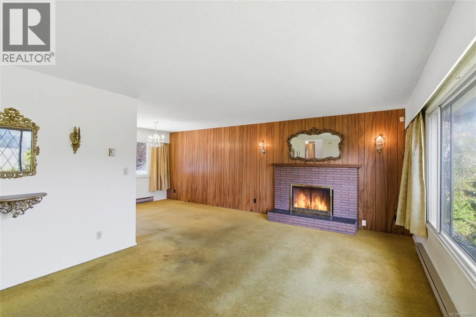 439 Craig St