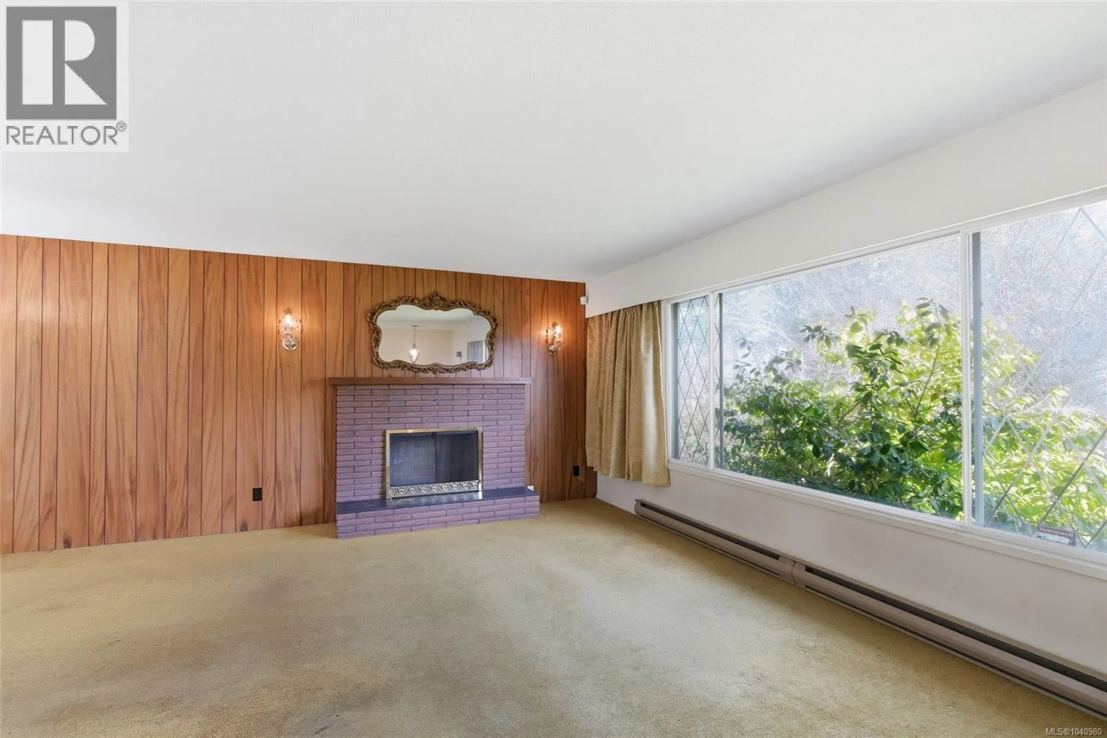 439 Craig St