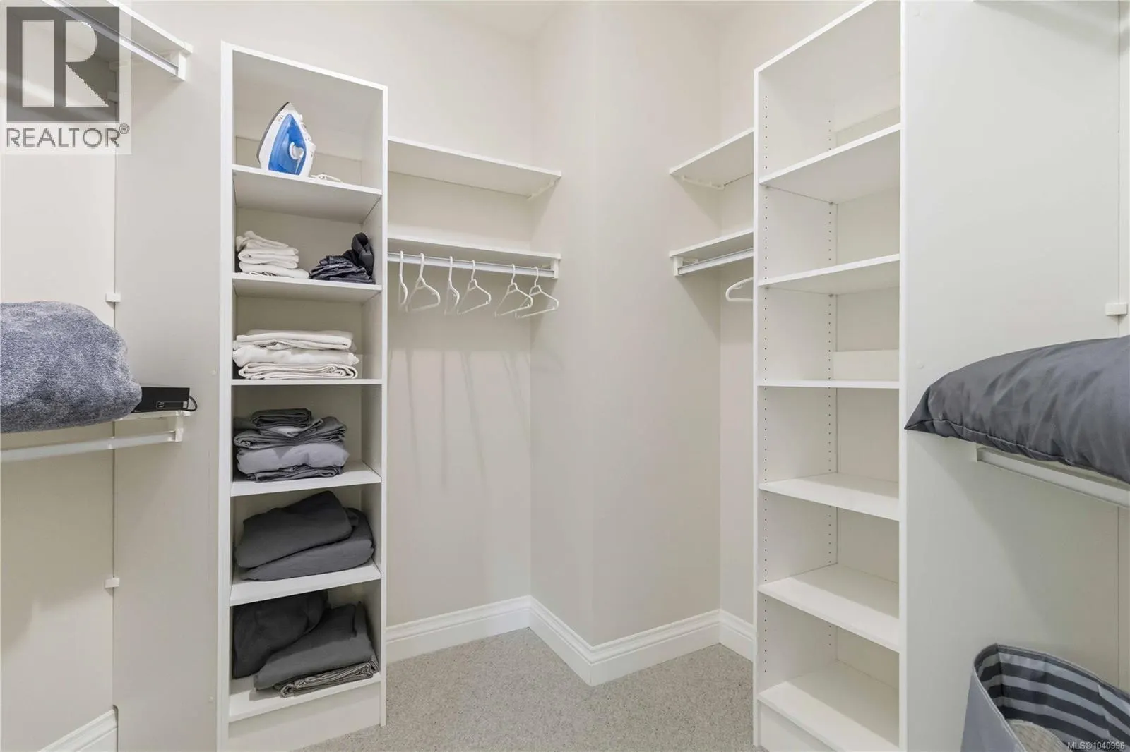 424 Pelican Dr