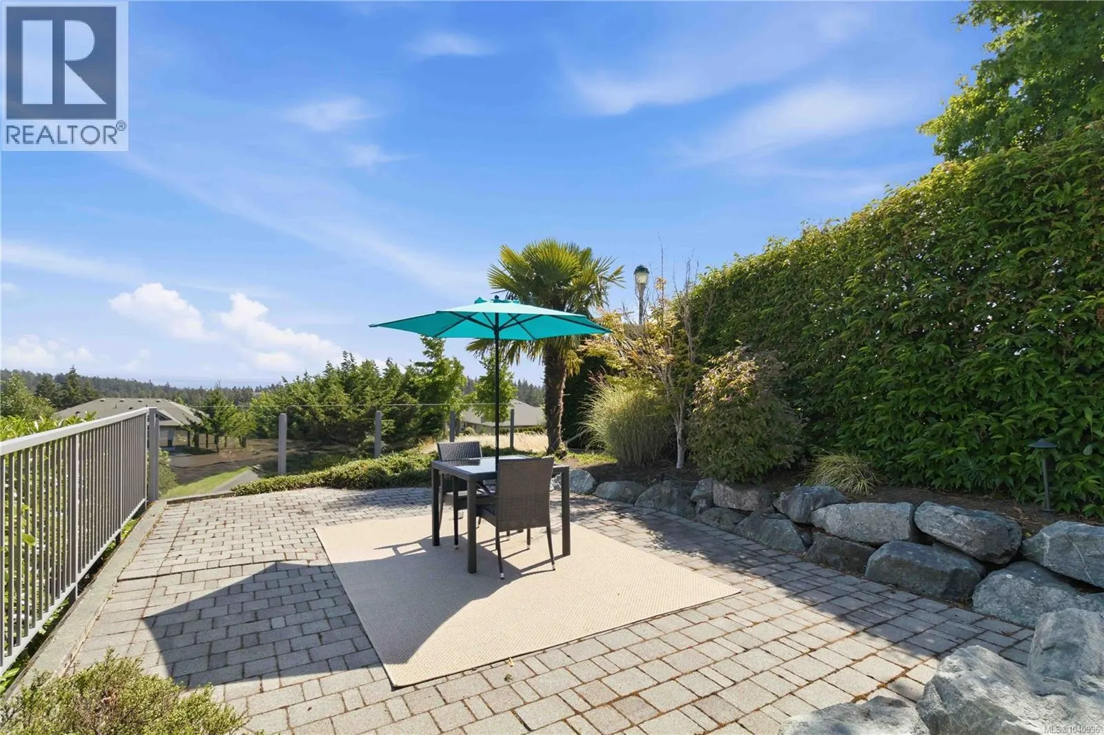 424 Pelican Dr