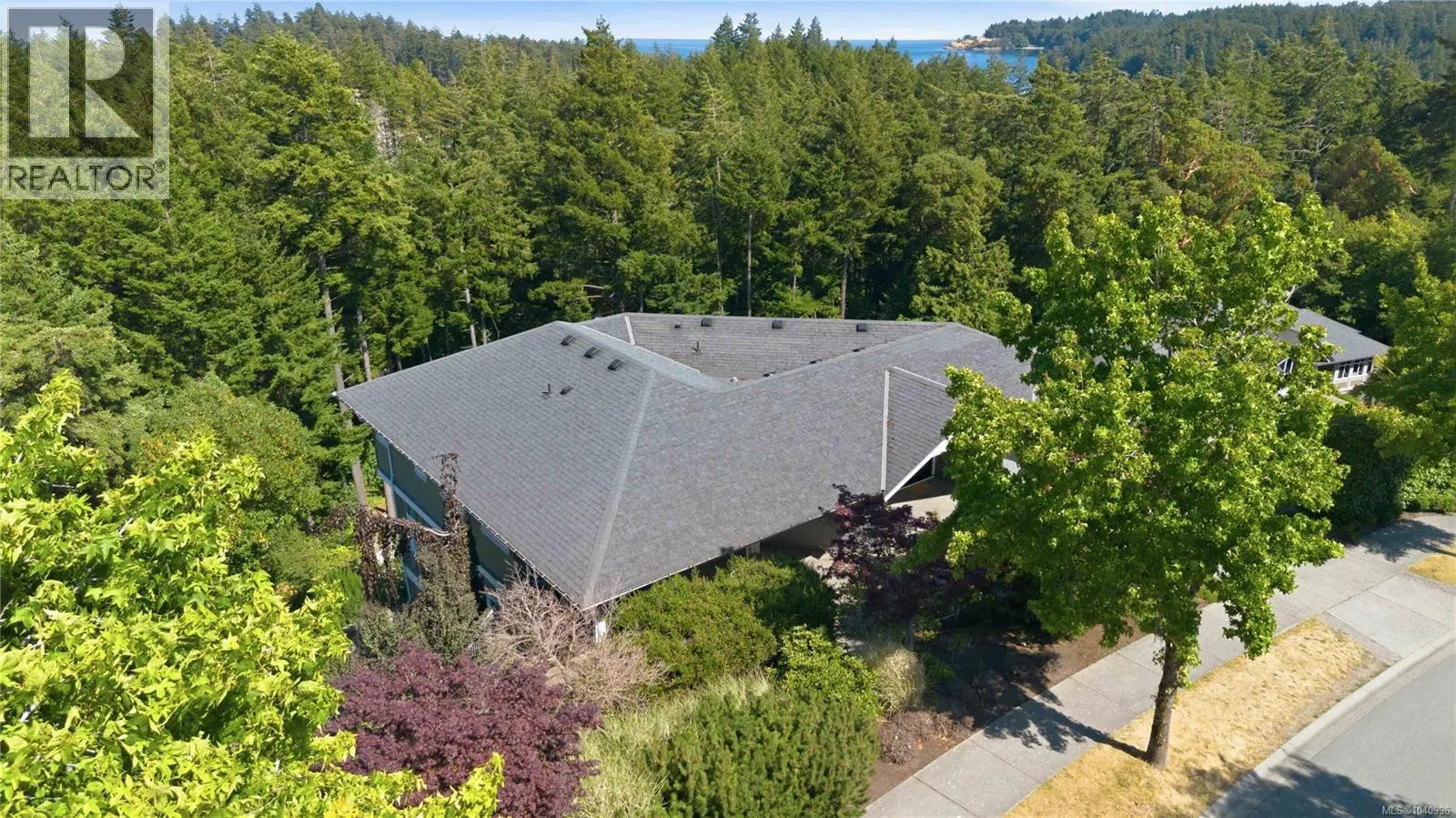 424 Pelican Dr
