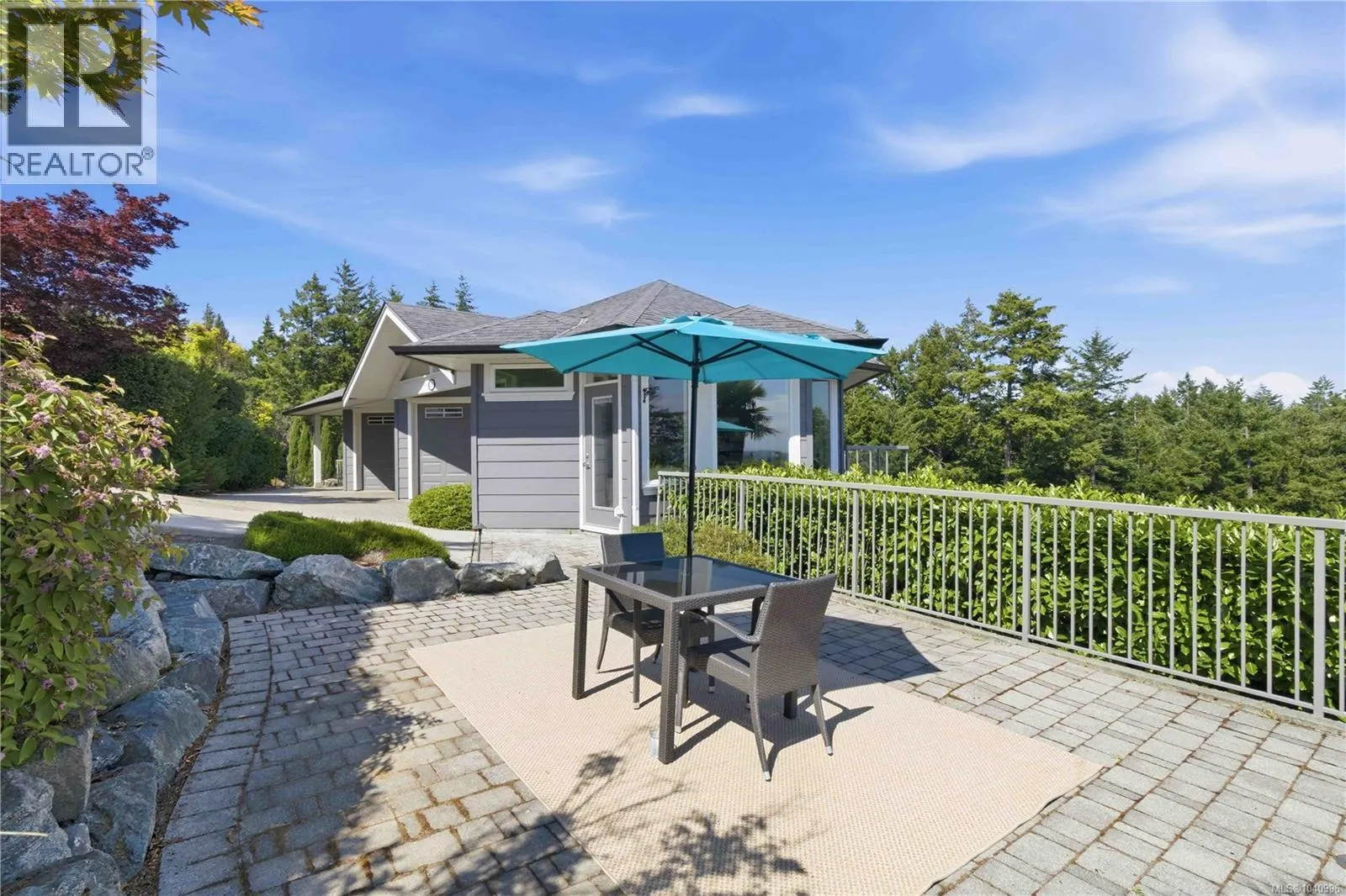 424 Pelican Dr