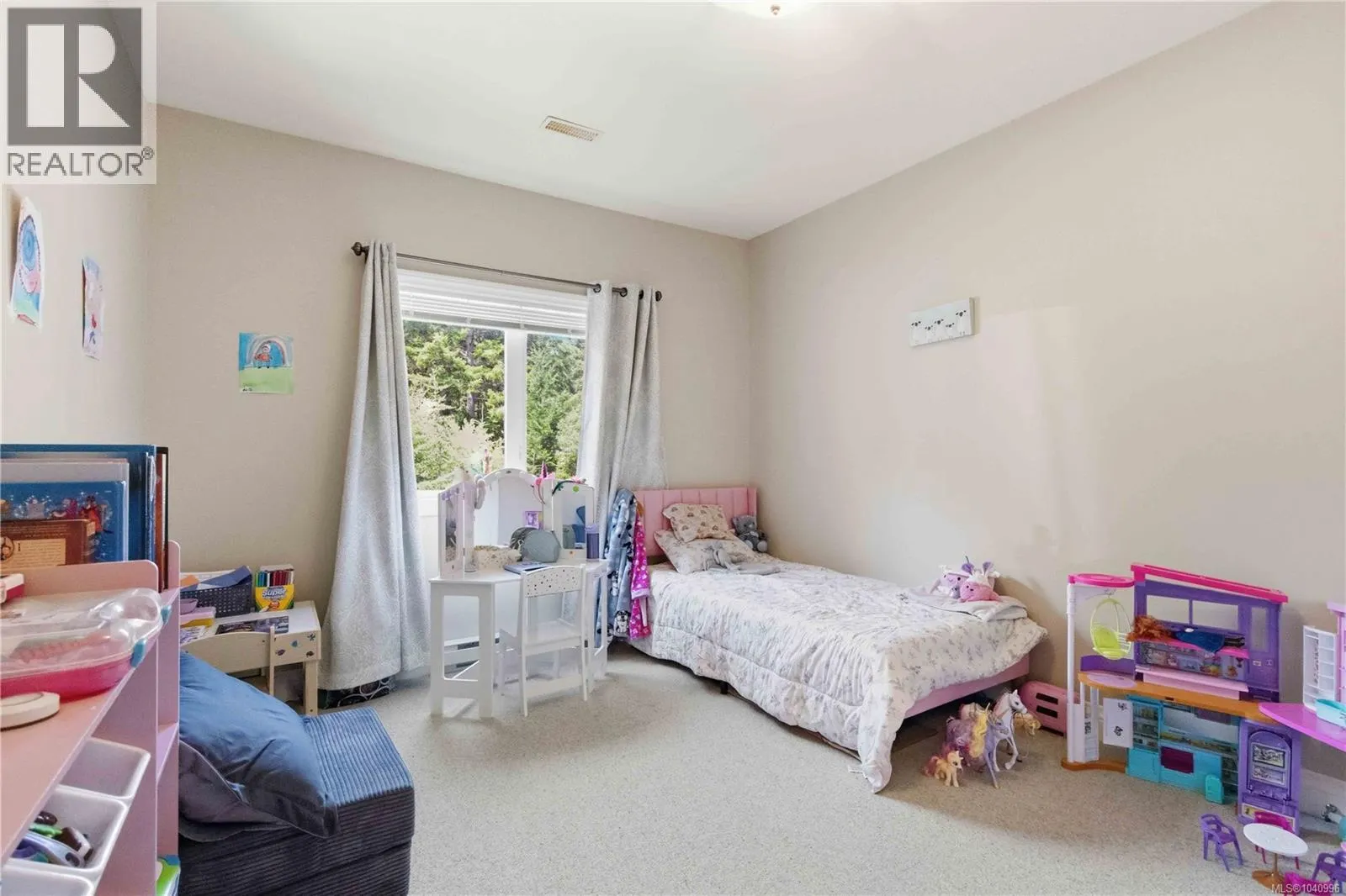 424 Pelican Dr