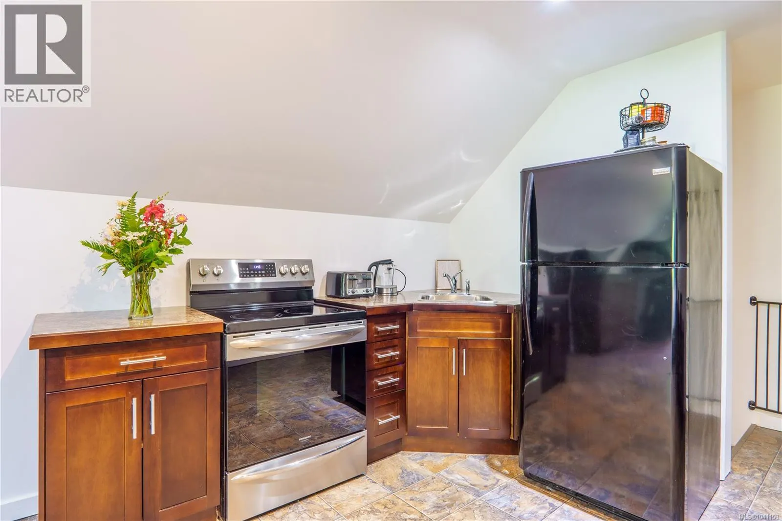 5211 Compton Rd