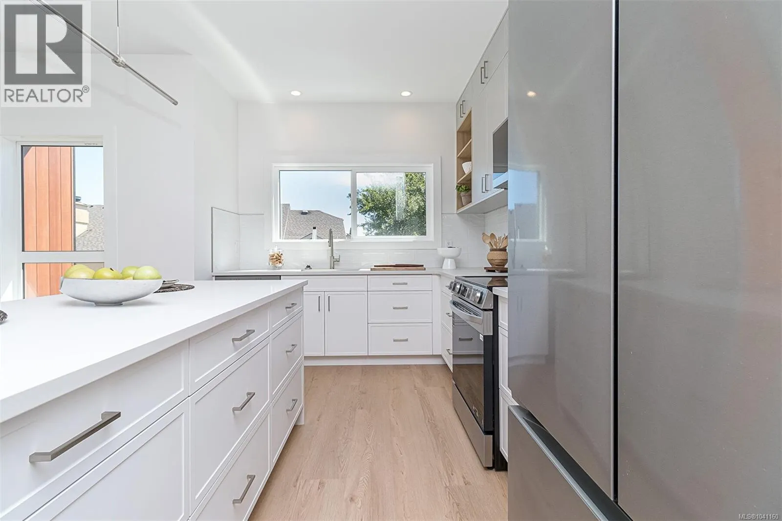 8 10485 Resthaven Dr