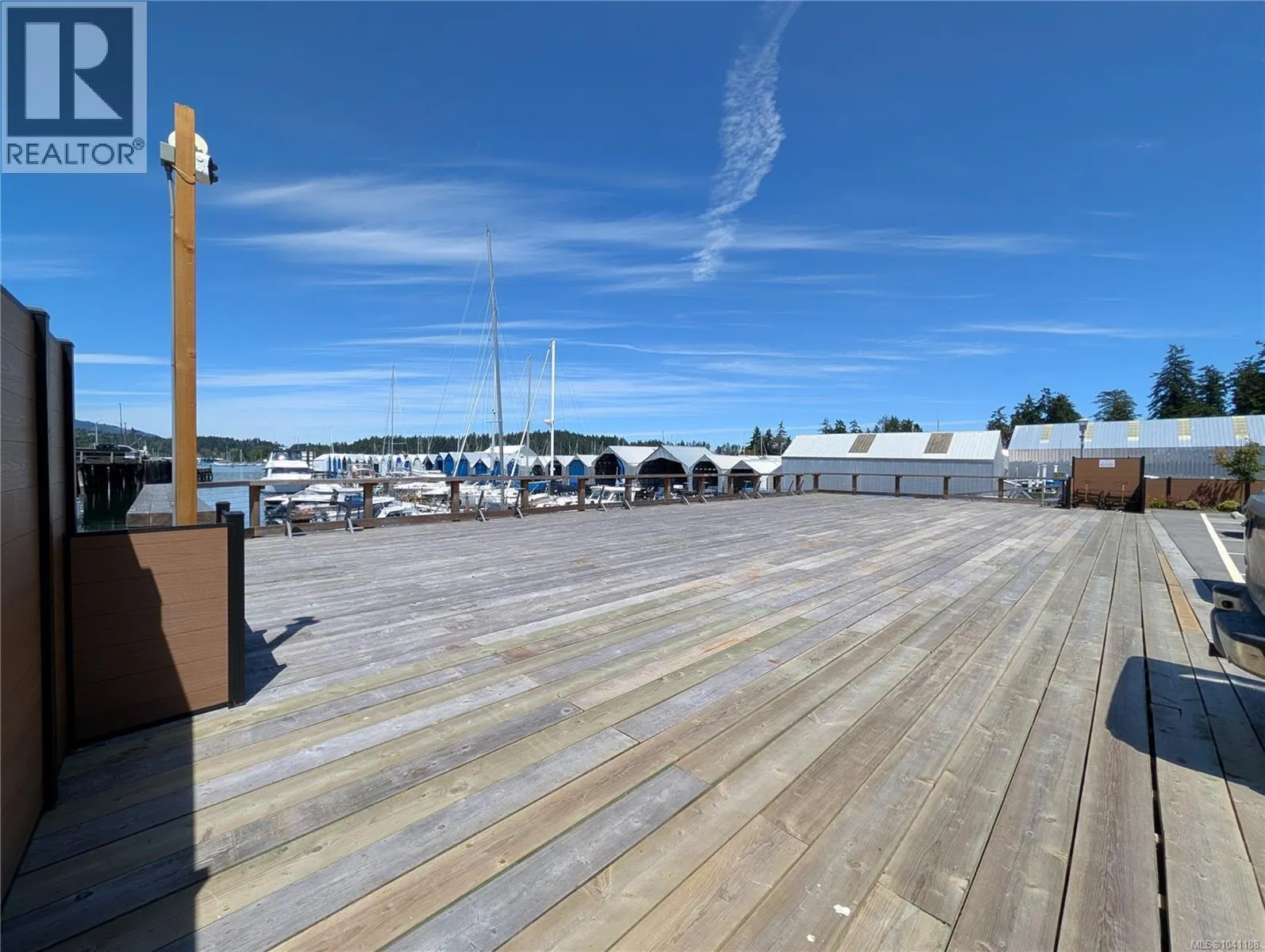 103 2270 Harbour Rd
