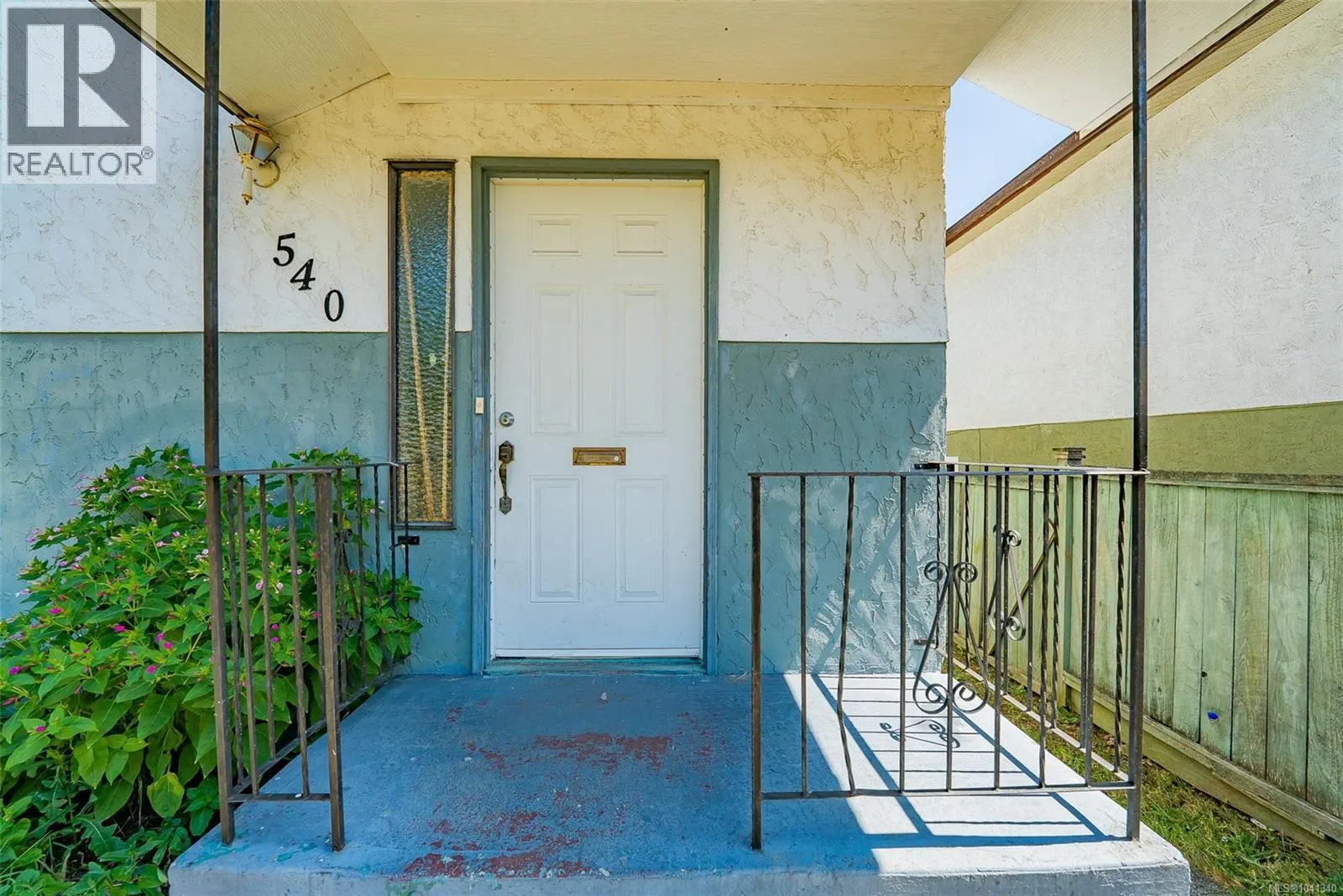 540 Wakesiah Ave