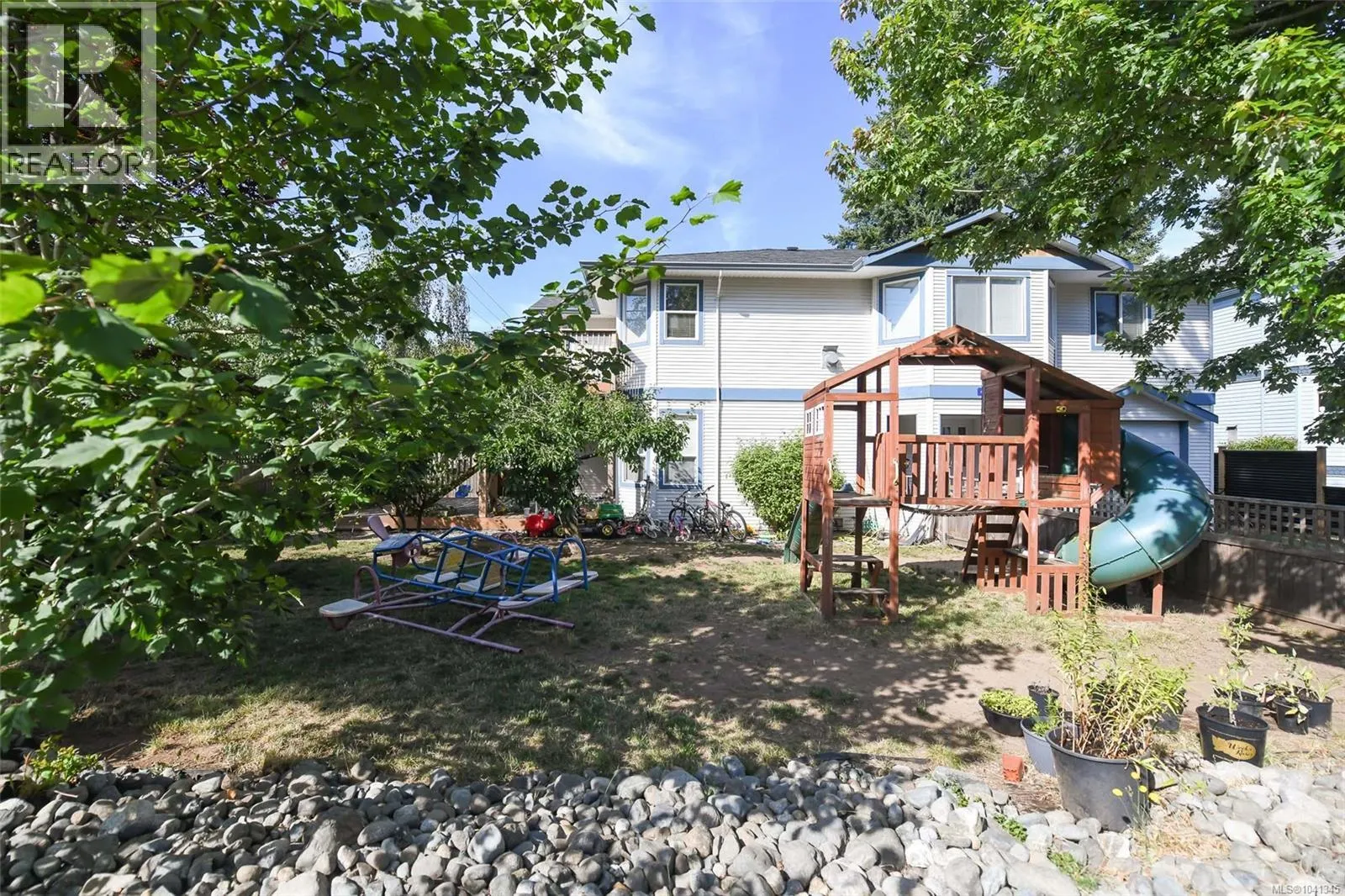 4681 Shetland Pl