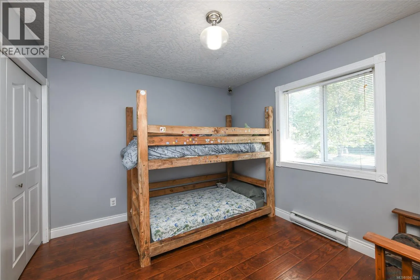 4681 Shetland Pl