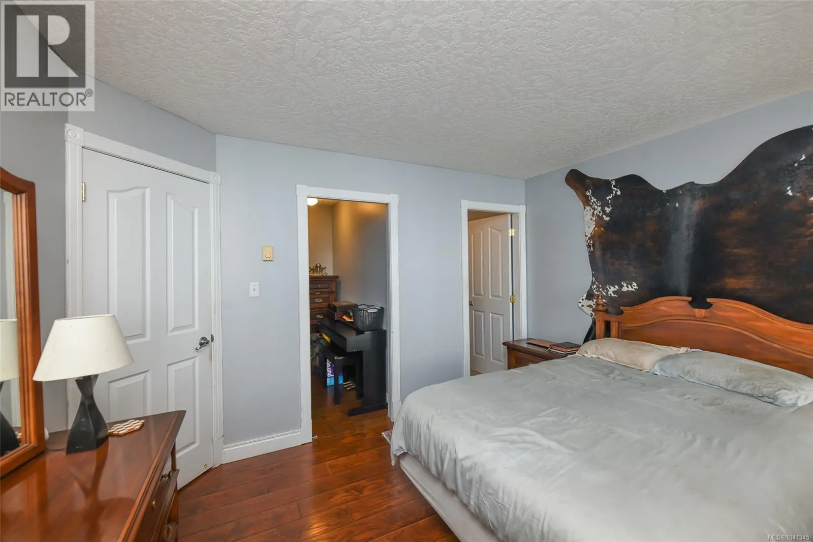 4681 Shetland Pl