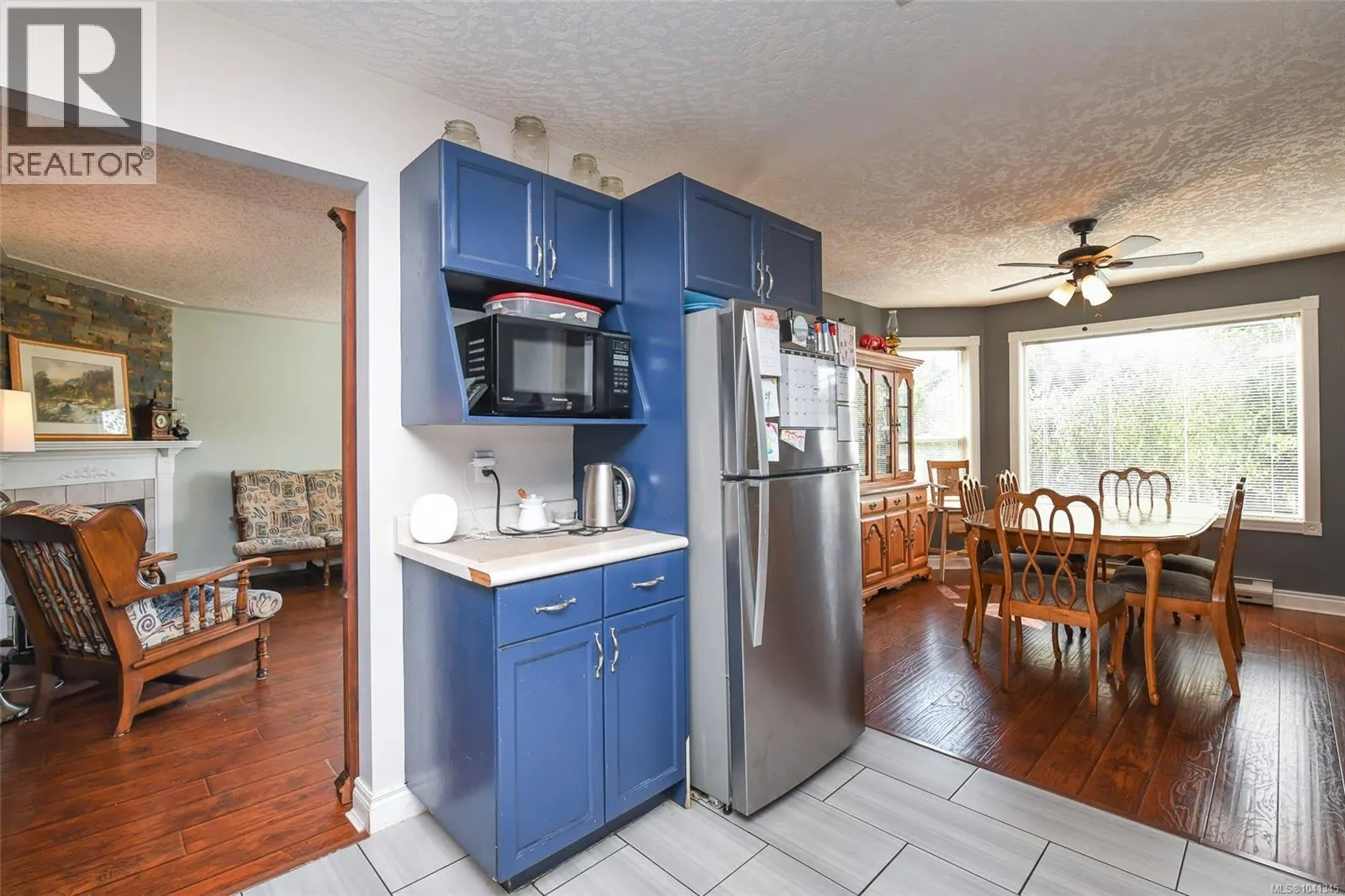 4681 Shetland Pl