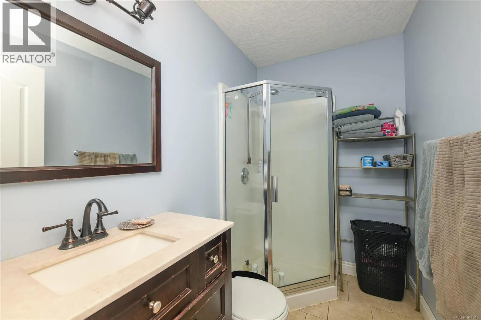 4681 Shetland Pl