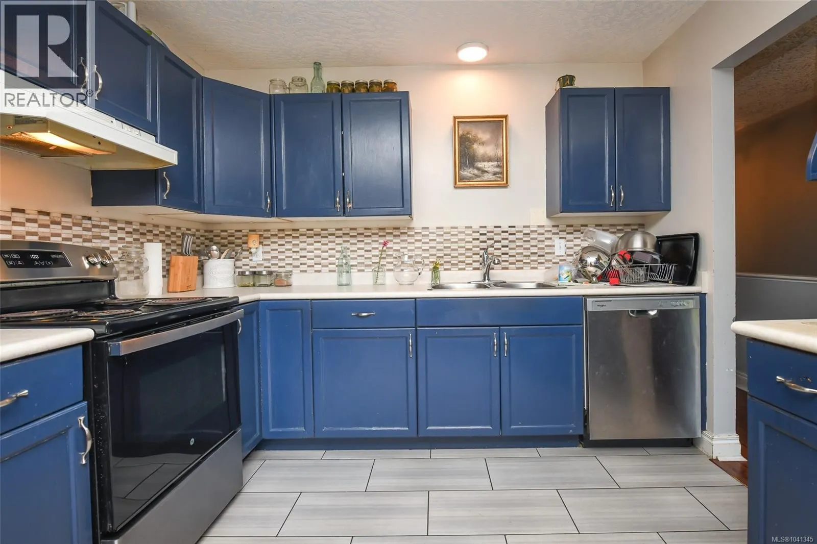 4681 Shetland Pl