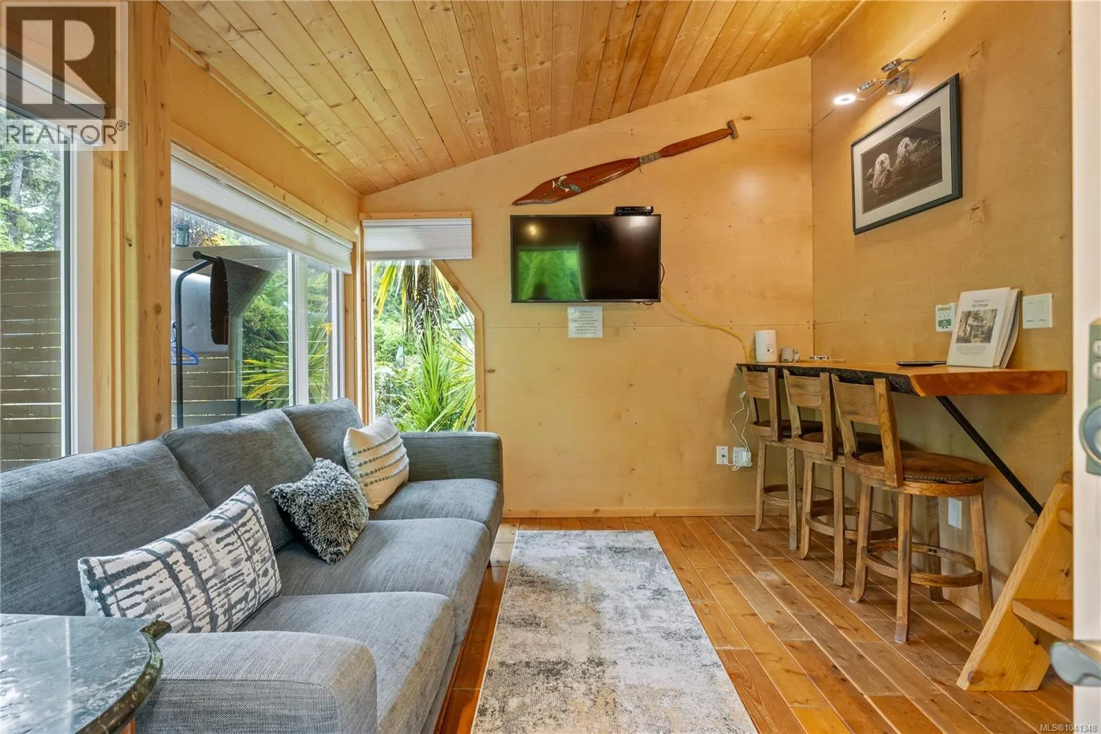 1364 Chesterman Beach Rd