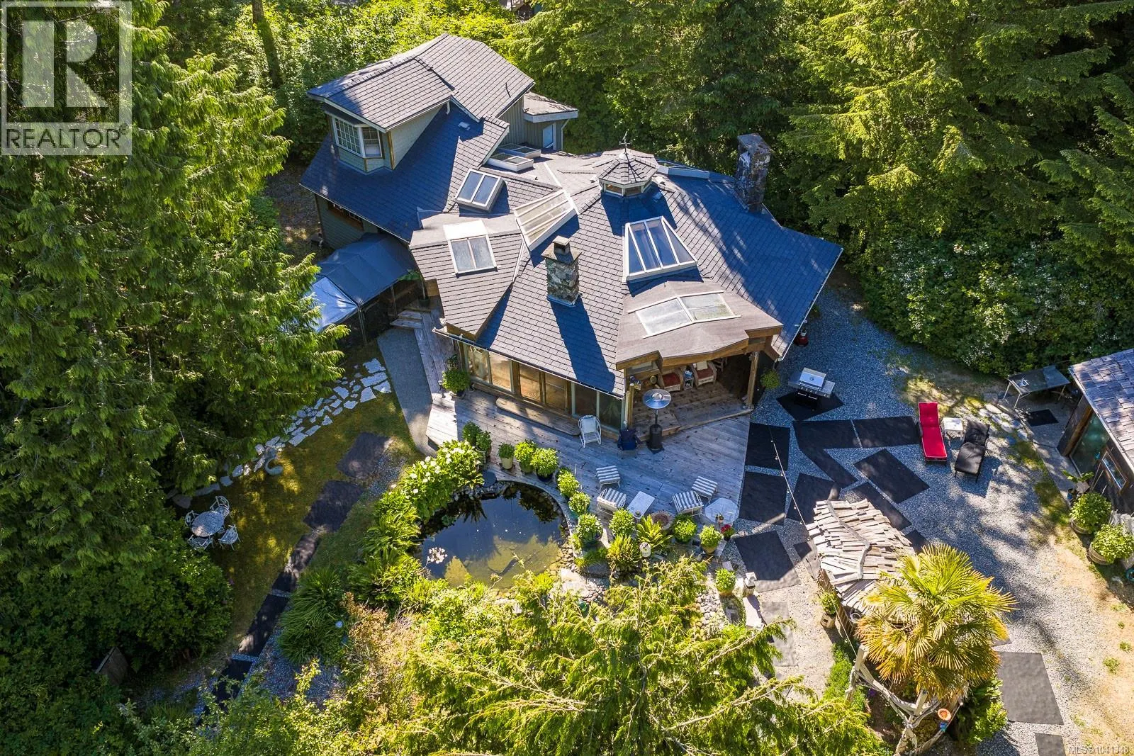 1364 Chesterman Beach Rd