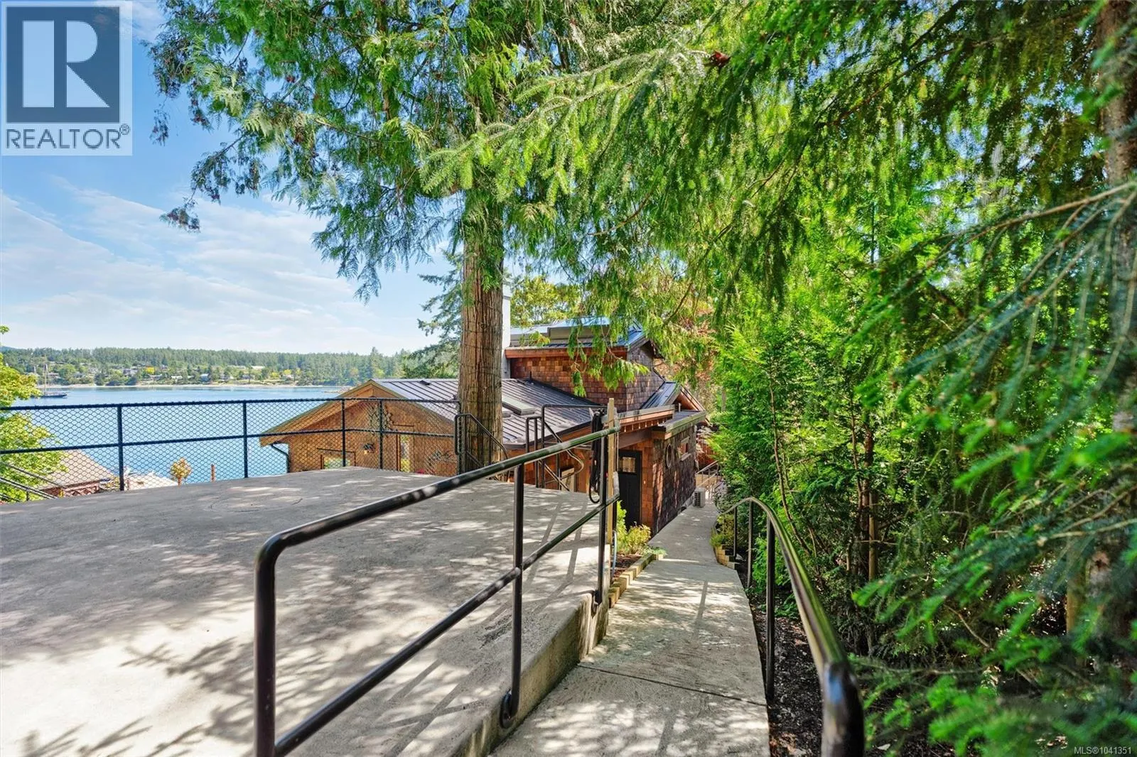 10968 Madrona Dr