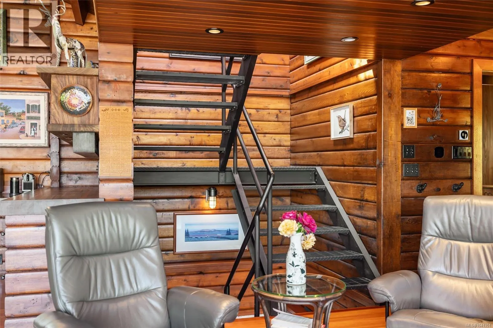 10968 Madrona Dr