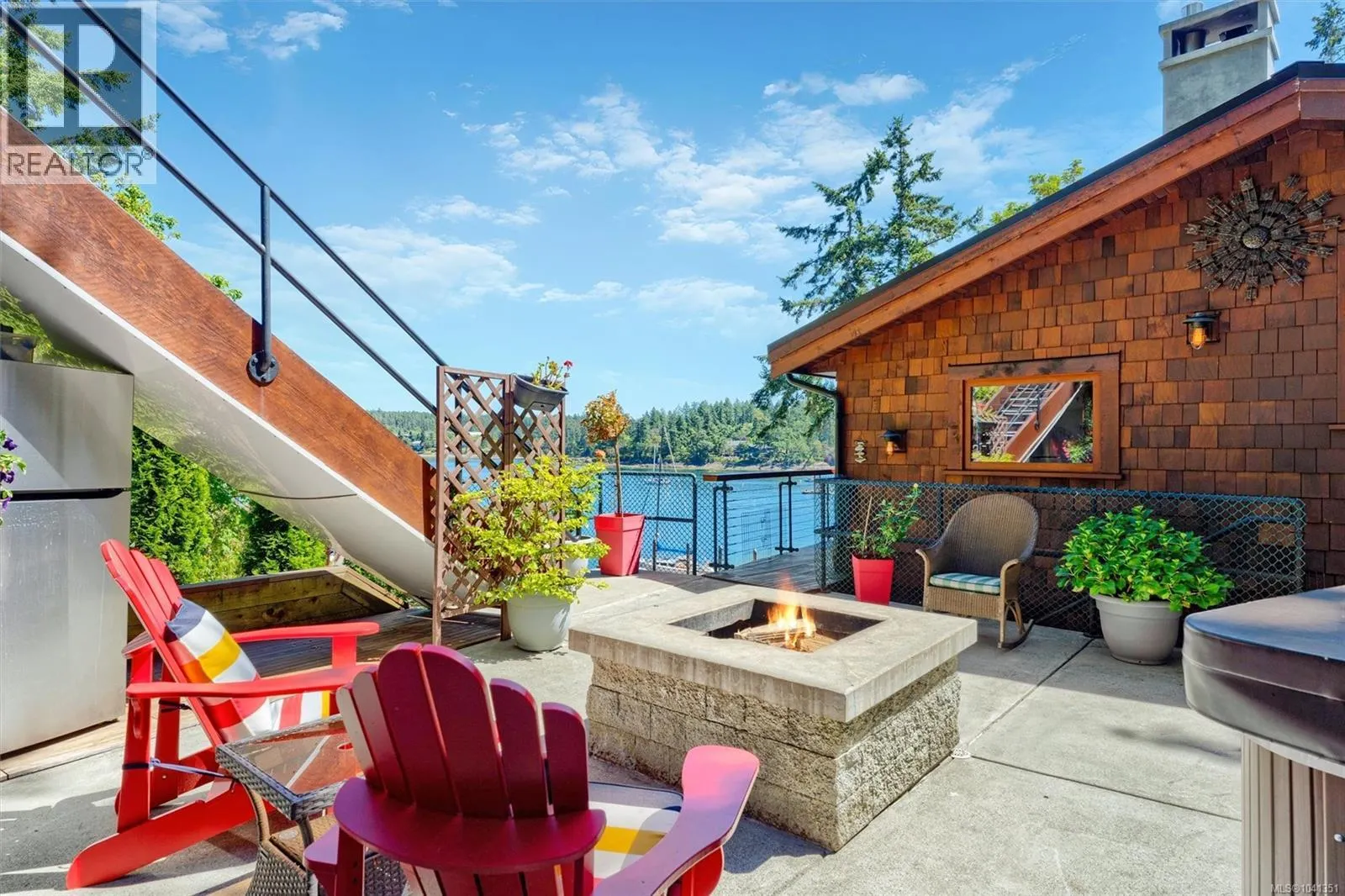 10968 Madrona Dr