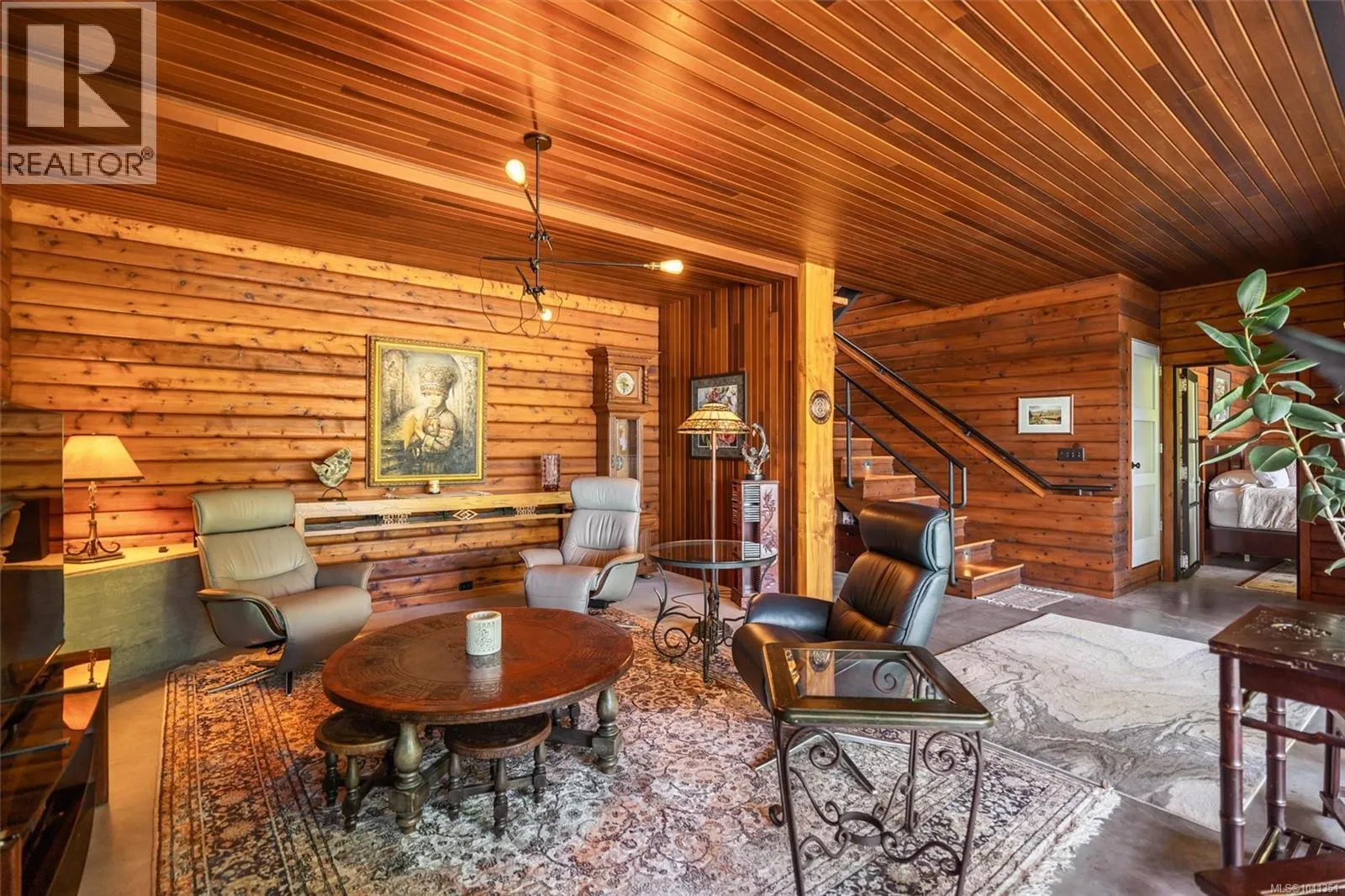 10968 Madrona Dr