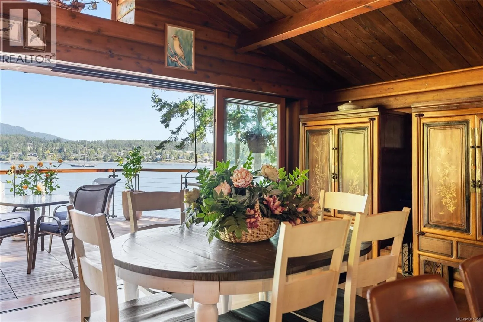 10968 Madrona Dr
