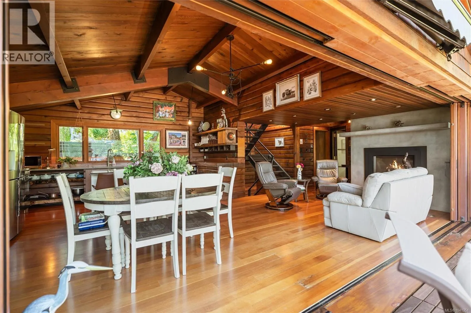 10968 Madrona Dr