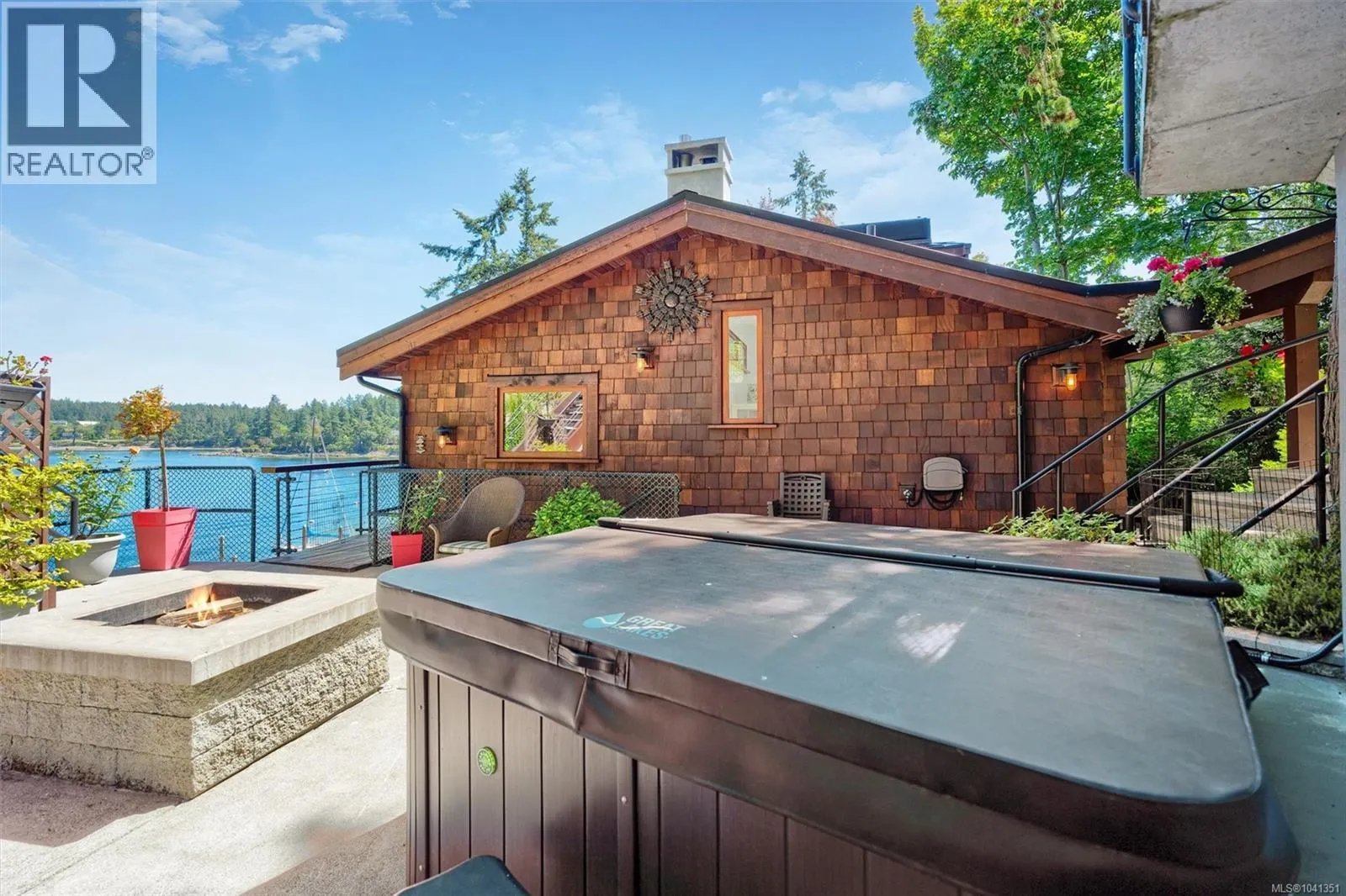 10968 Madrona Dr