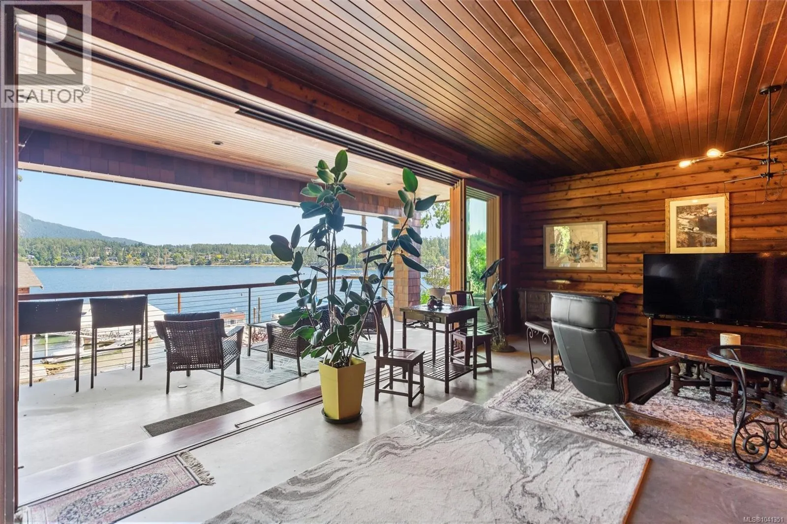10968 Madrona Dr
