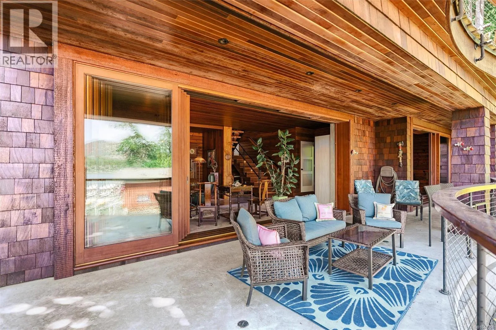 10968 Madrona Dr